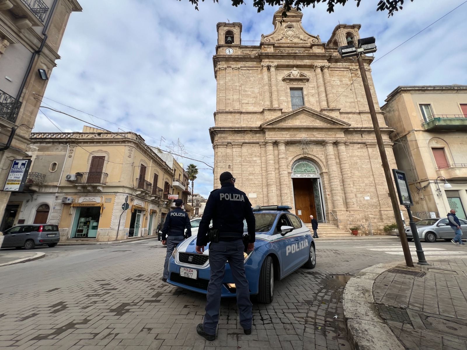 Pachino, schiaffeggia un conoscente in piazza nel corso di una lite: denunciato